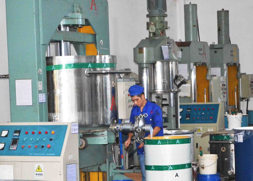 GUANGZHOU RUI-HE NEW MATERIAL SCIENTIFIC Co. , LTD fabriek productielijn